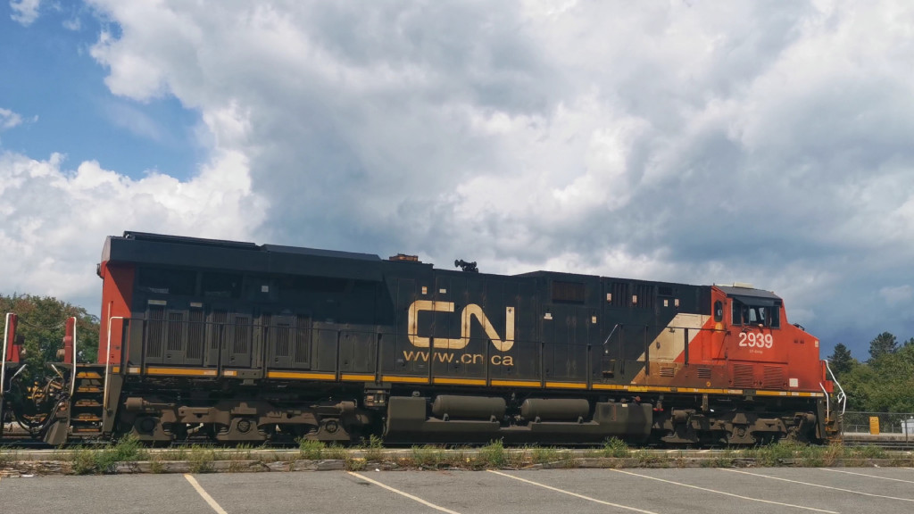 CN 2939